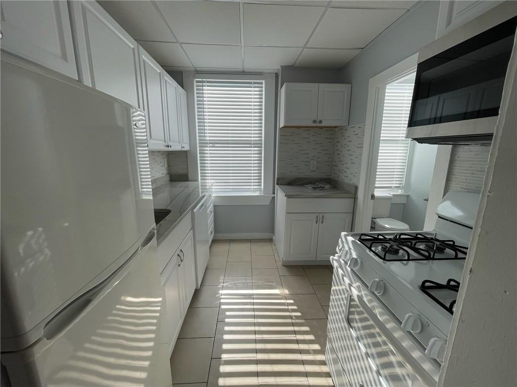 38 Freebody St #207 - Photo 3 of 22