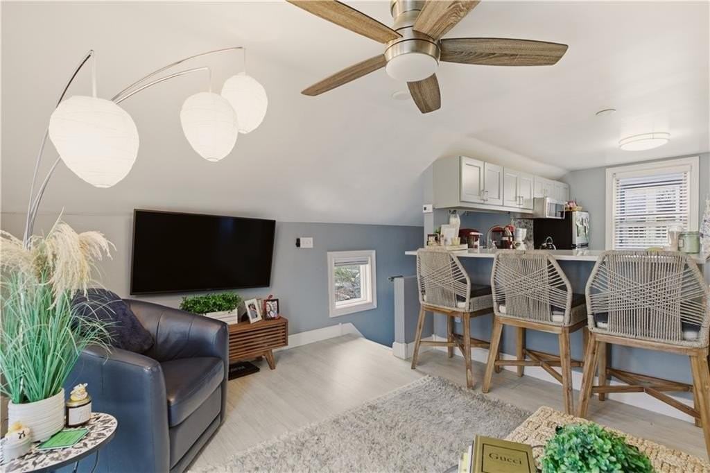 9 Bacheller St - Photo 3 of 24