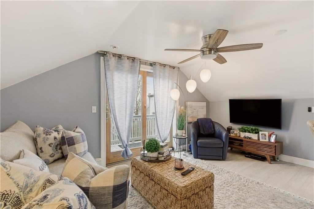 9 Bacheller St - Photo 4 of 24