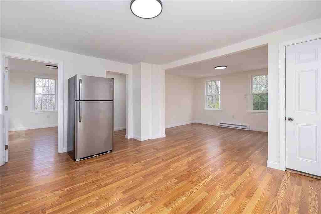 12 Old Park Ave Apt 2 - Photo 4 of 9