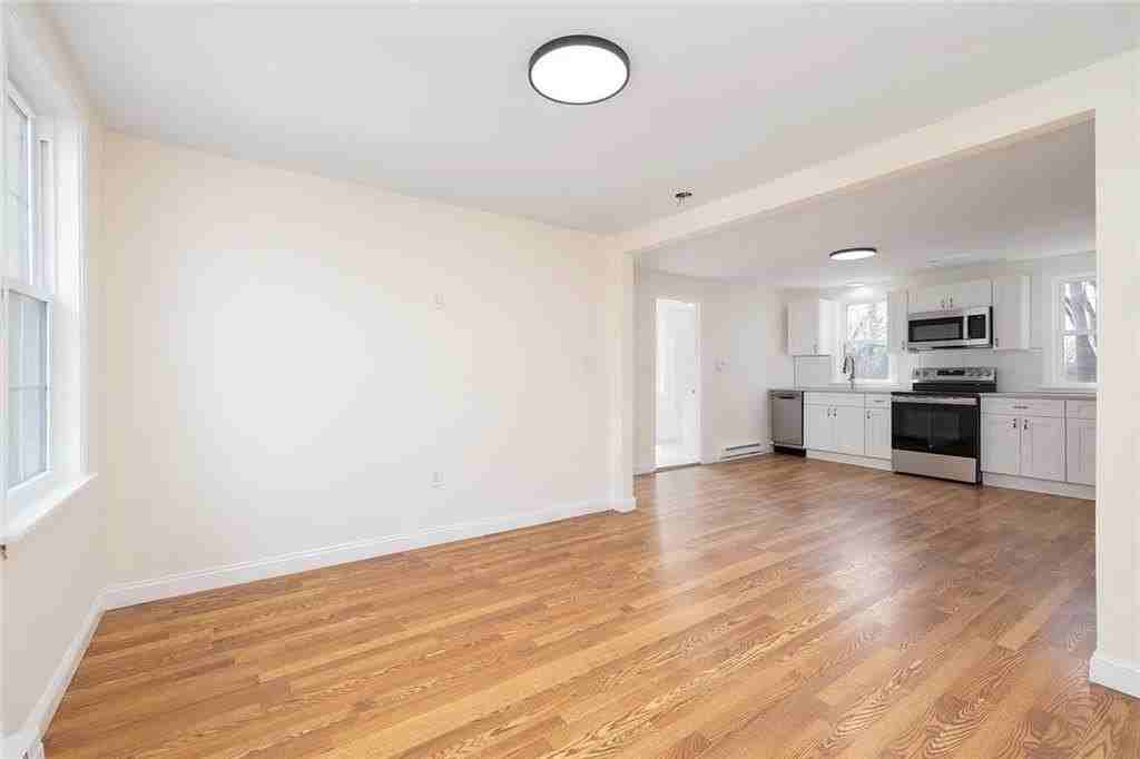 12 Old Park Ave Apt 2 - Photo 6 of 9