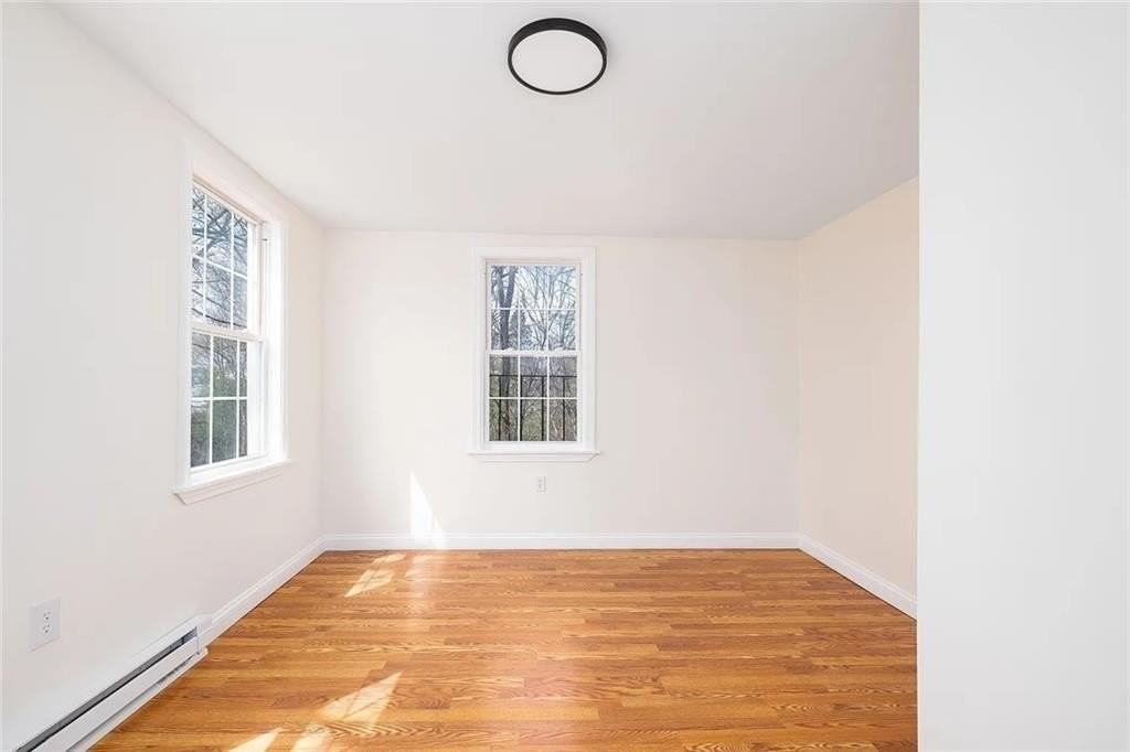 12 Old Park Ave Apt 2 - Photo 7 of 9