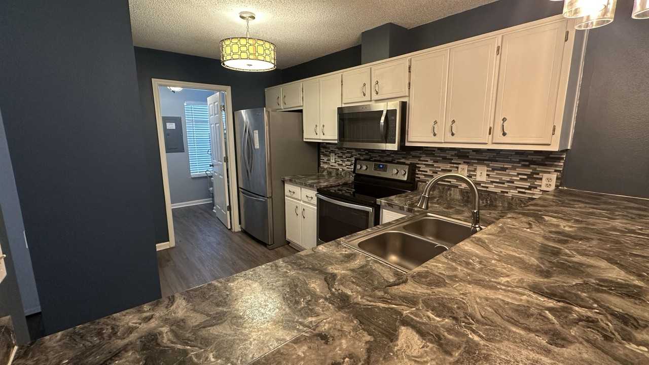 4085 Remer Ct - Photo 7 of 28