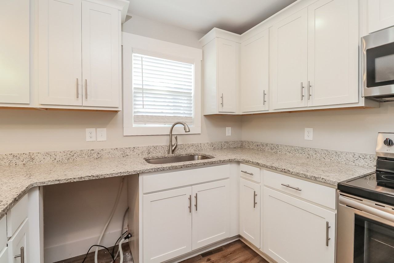 913 N Boyce St - Photo 7 of 16