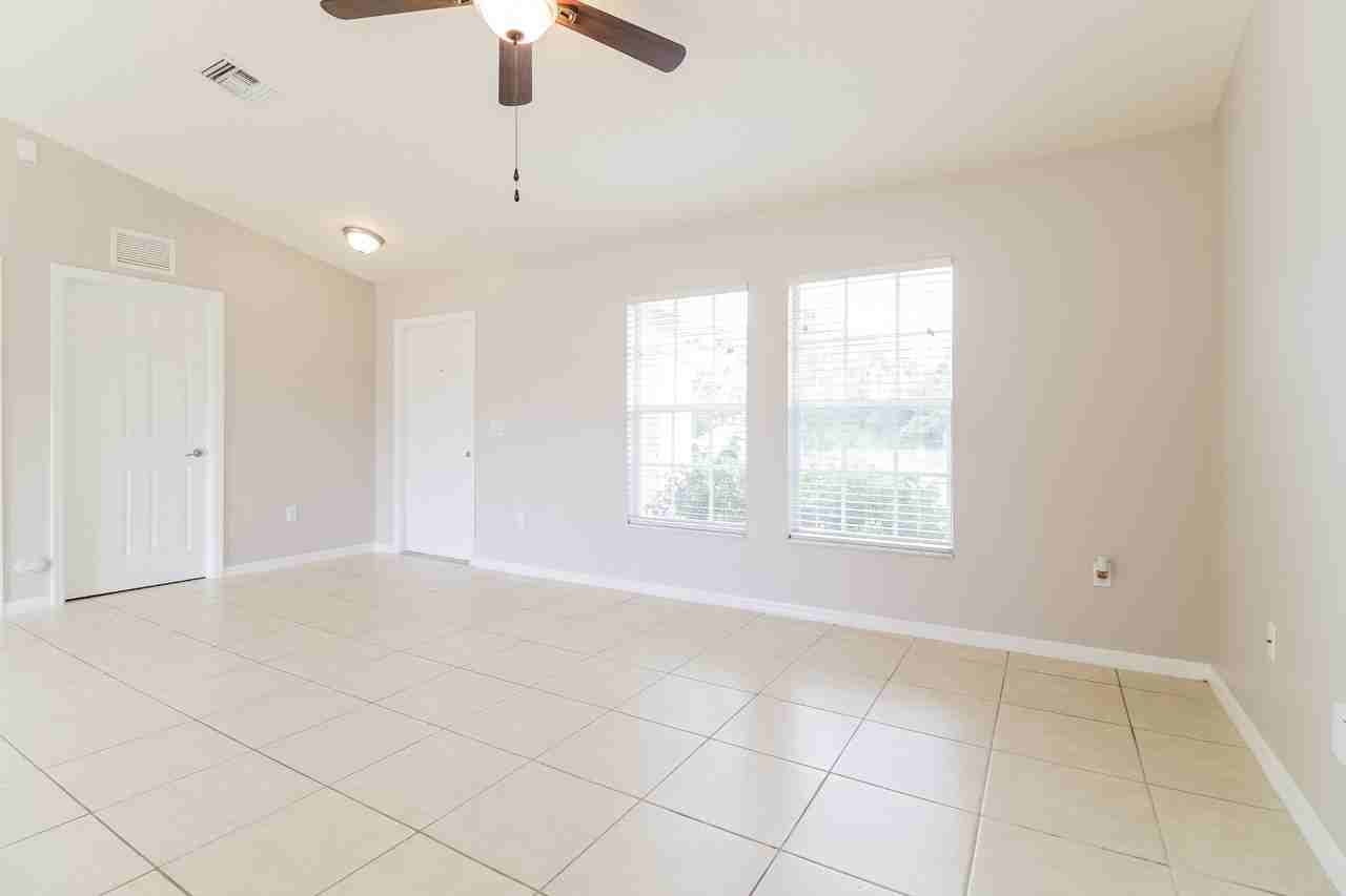 3802 35th St Sw - Photo 3 of 16