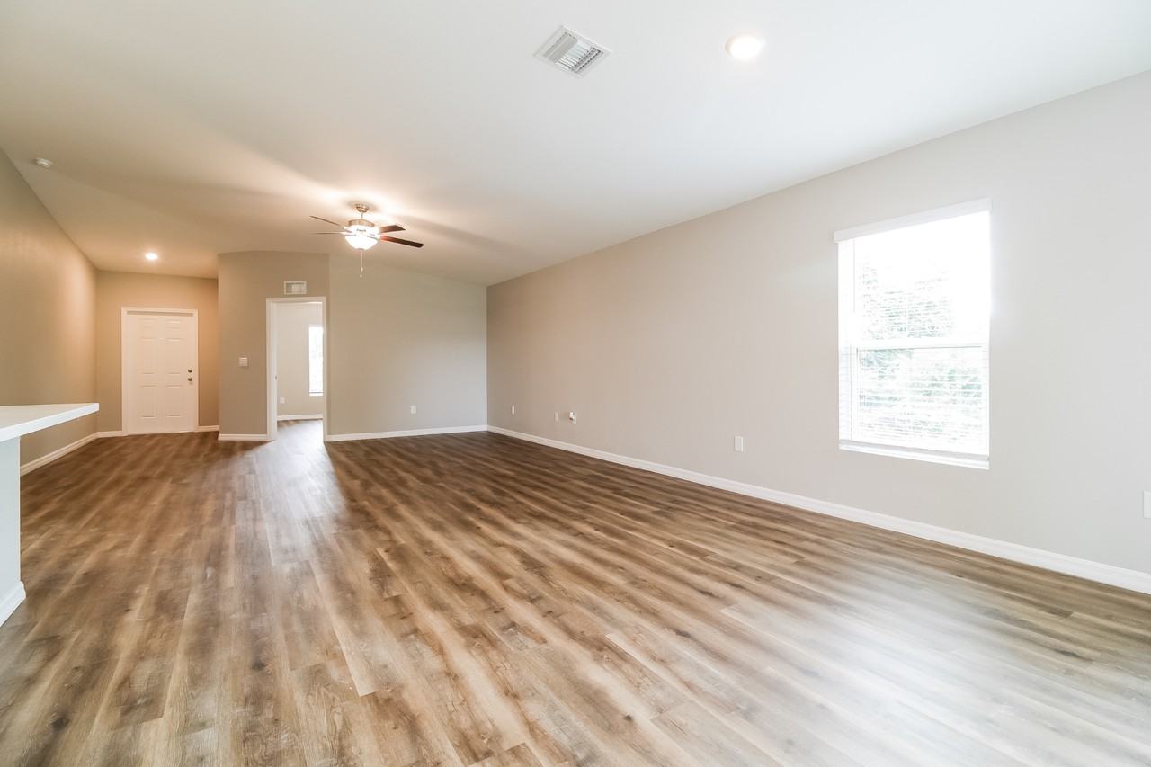 3022 36th St Sw - Photo 4 of 16