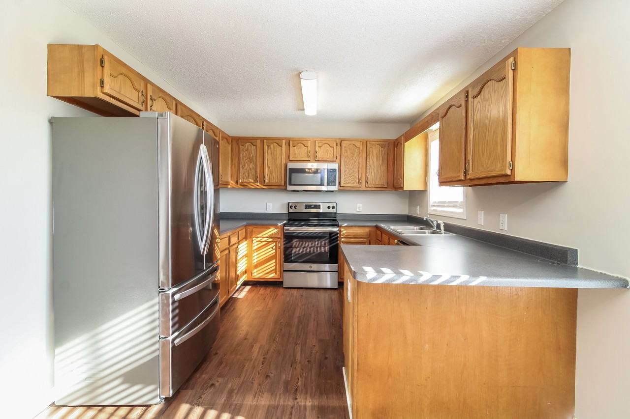 12 Buck Forest Ln - Photo 5 of 16