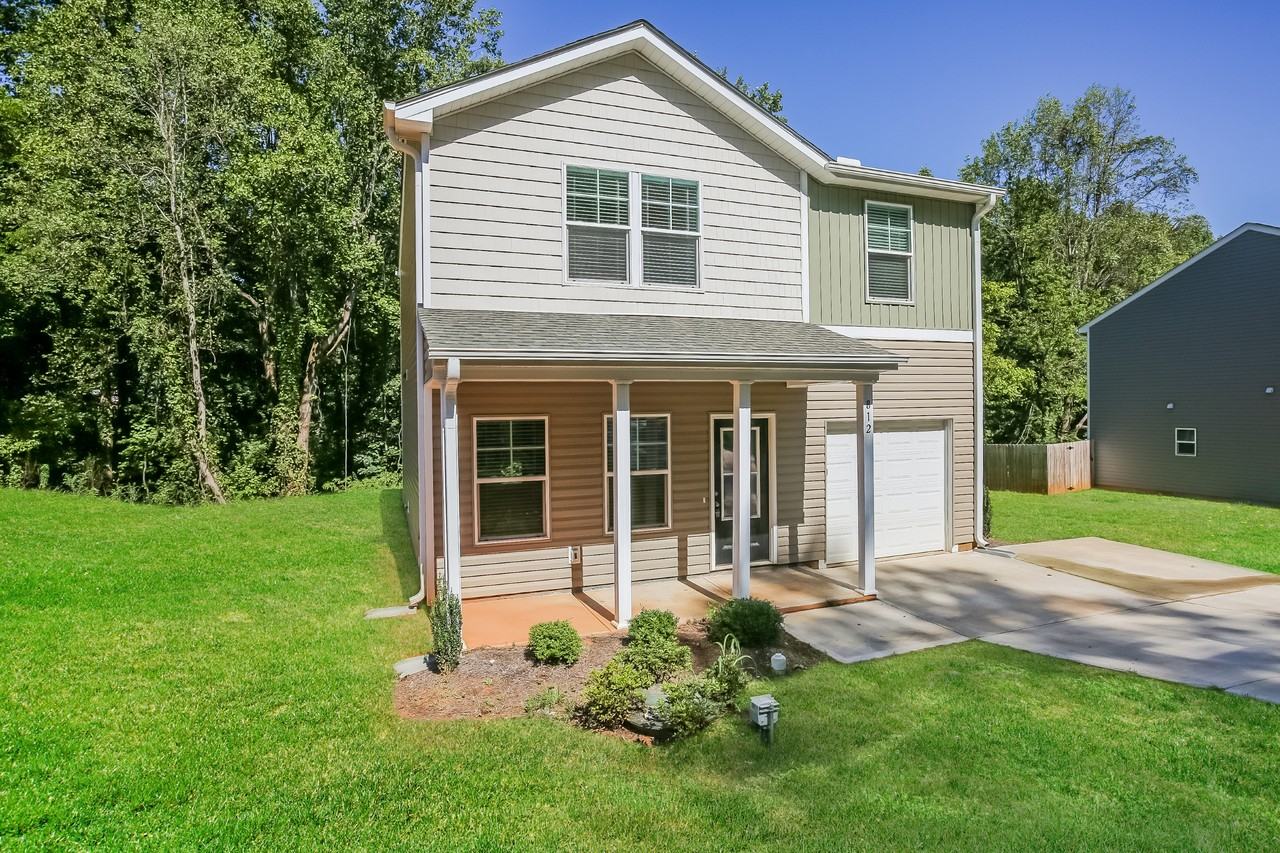 812 Caper St - Photo 3 of 18