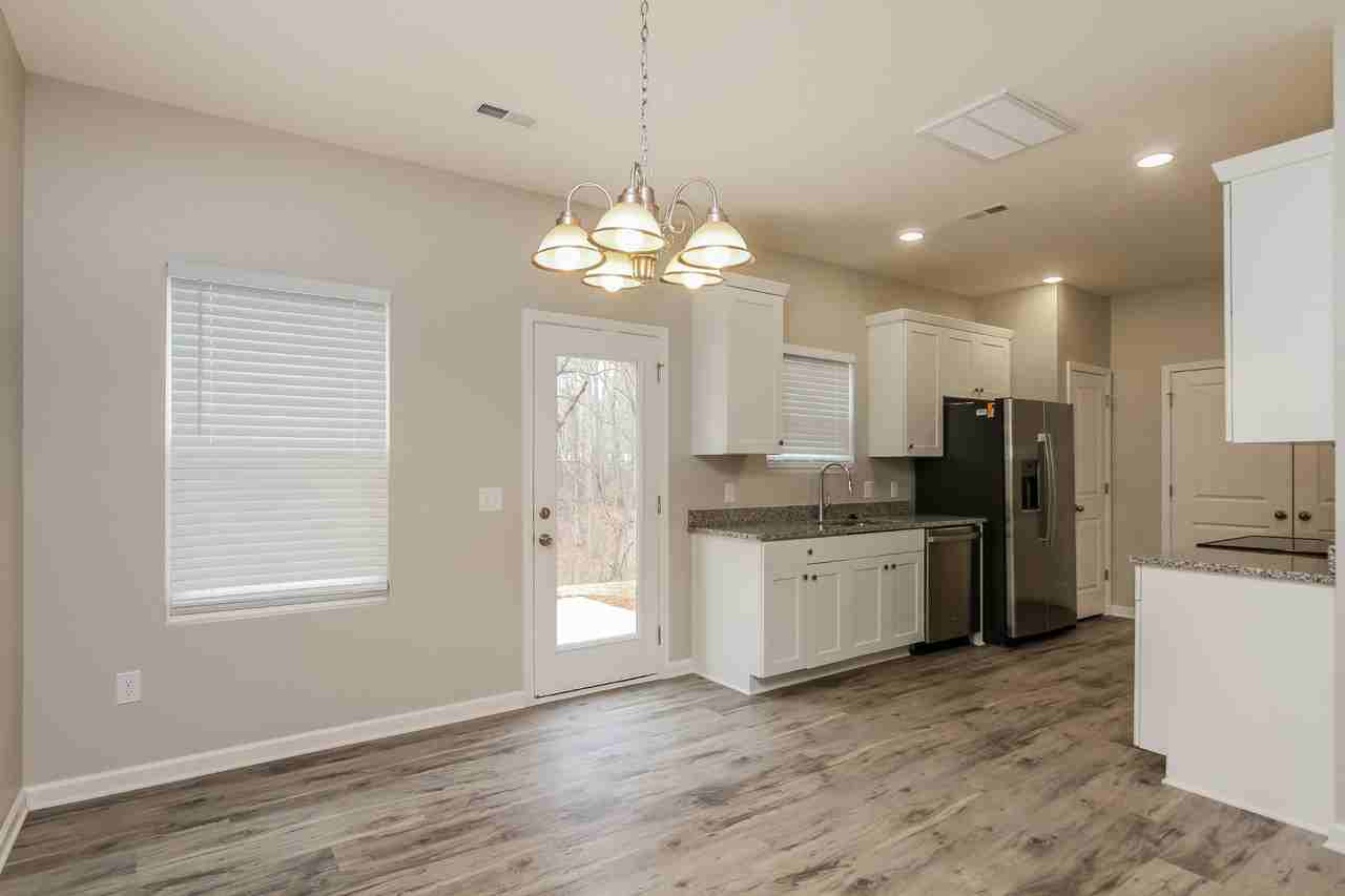 812 Caper St - Photo 7 of 18