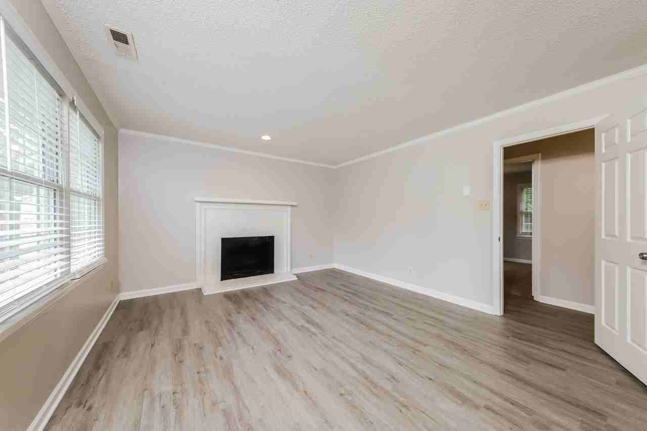 4316 Cornell Ave - Photo 6 of 16