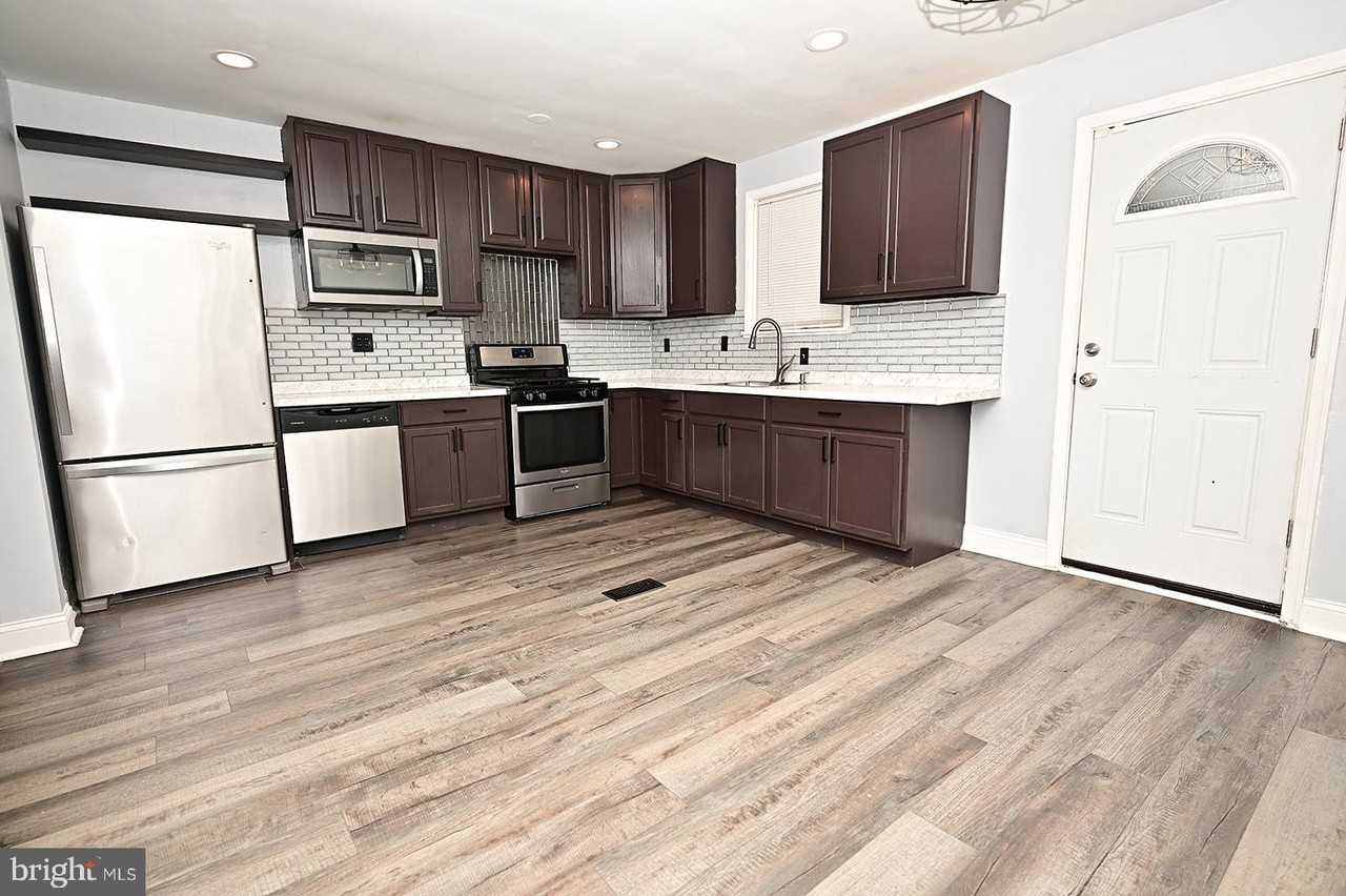 4718 Blue Ridge Ave - Photo 7 of 27