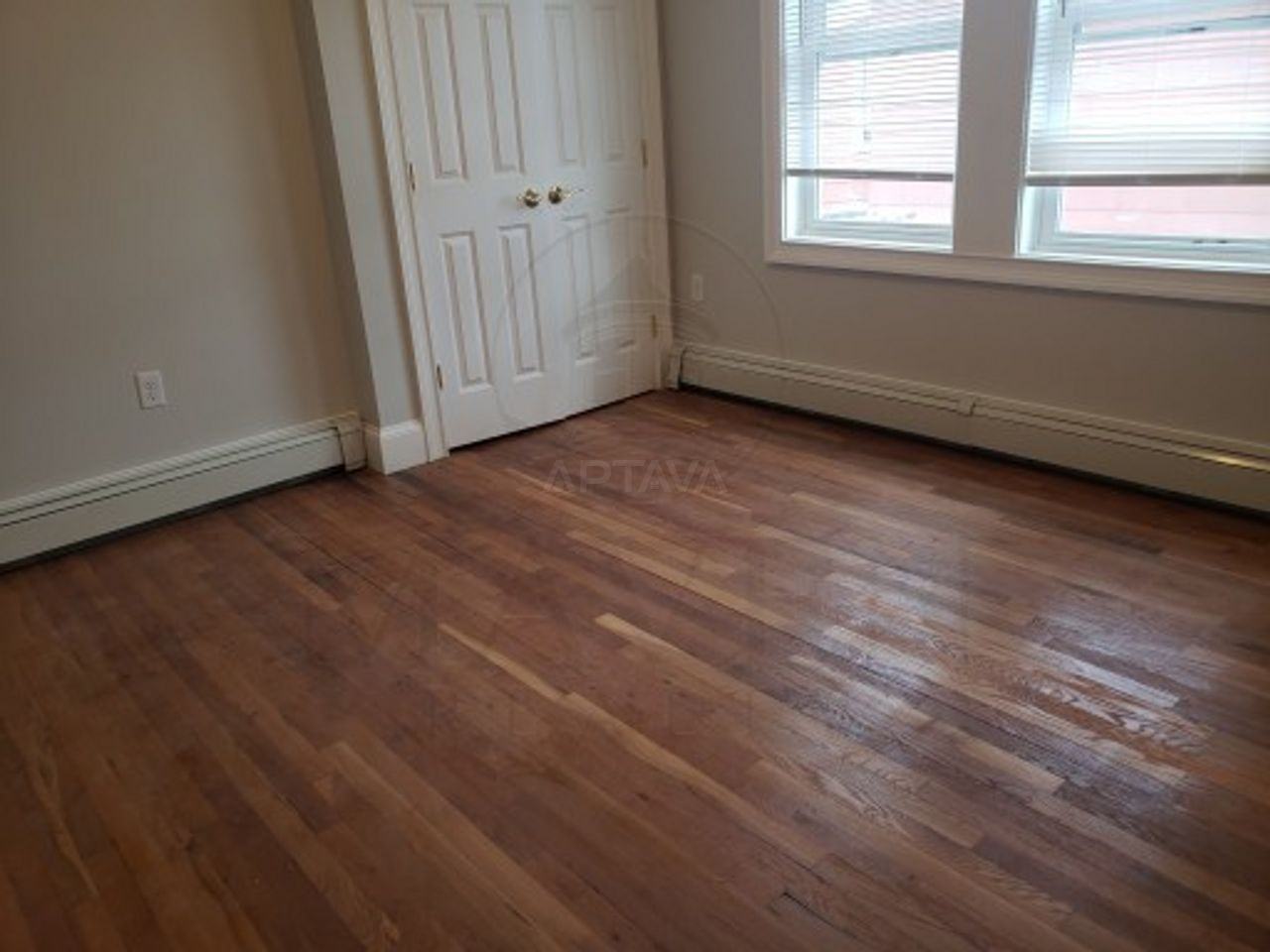 80 Grant St #3 - Photo 5 of 10