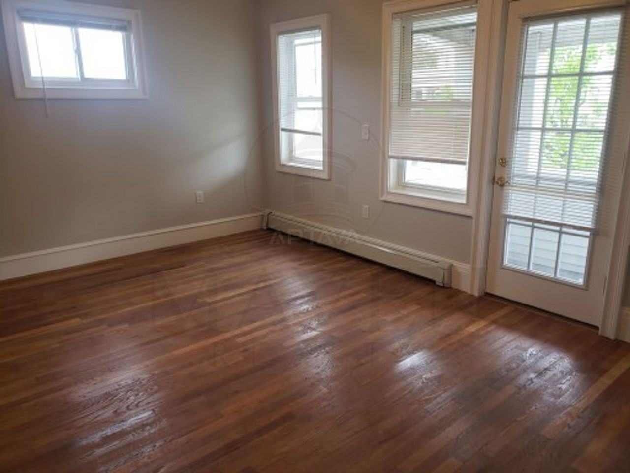 80 Grant St #3 - Photo 6 of 10