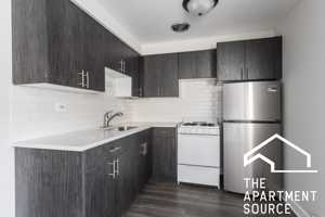 featured image of 6011 N Winthrop Ave #101