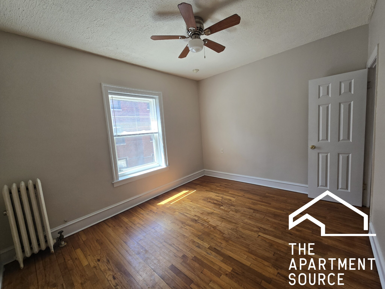 1366 W Estes Ave #1S - Photo 5 of 6