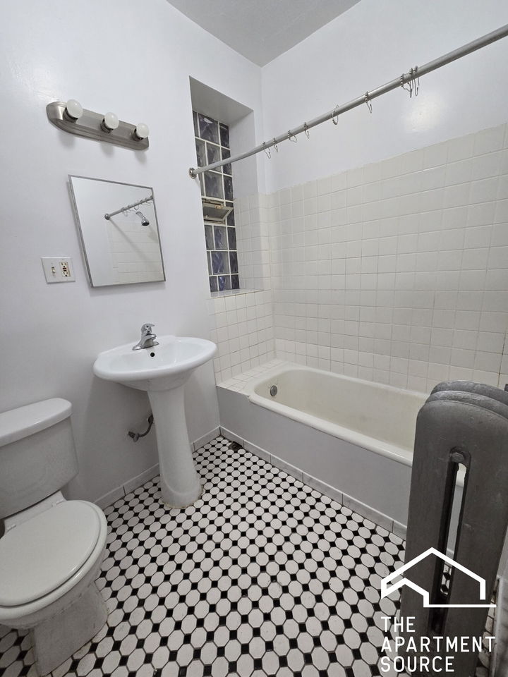 1366 W Estes Ave #1S - Photo 6 of 6