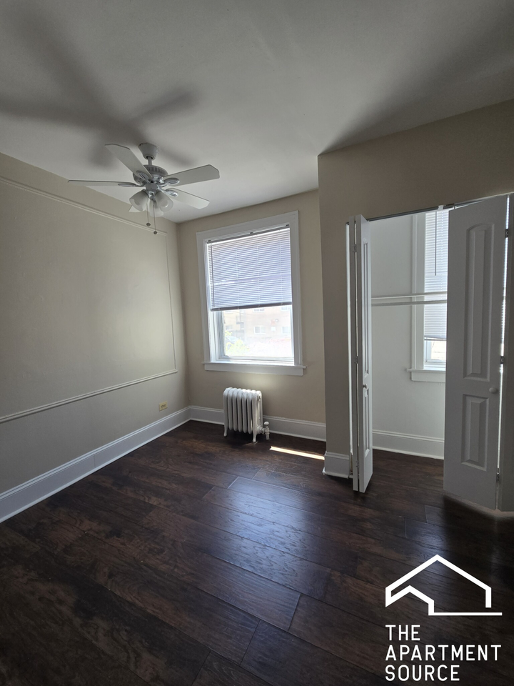 1333 W Birchwood Ave #409 - Photo 4 of 10