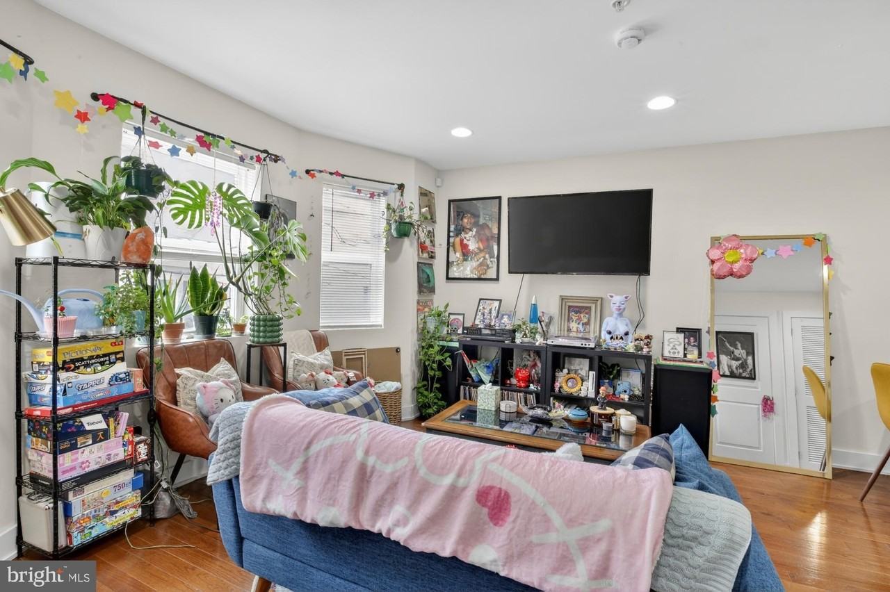 1228 N 25th St #3 - Photo 2 of 16