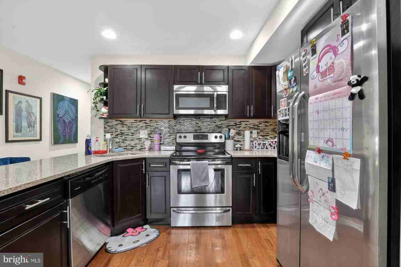 1228 N 25th St #3 - Photo 7 of 16