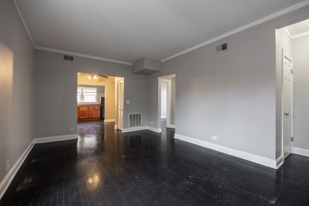 7344 N Damen Ave #2 - Photo 5 of 14