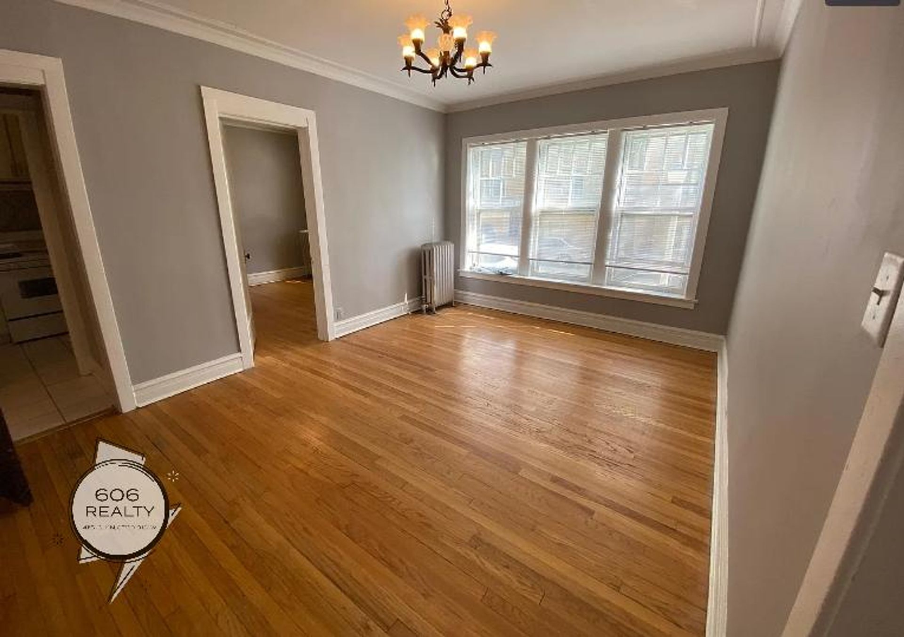 4501 N Troy St #3 - Photo 7 of 16