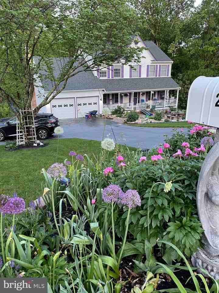 216 Stern Cv - Photo 2 of 29