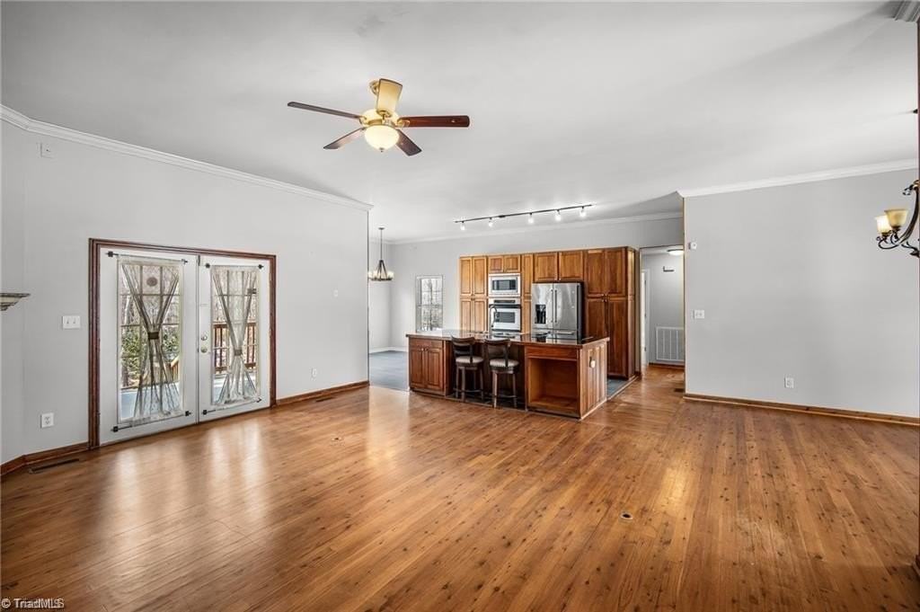 1202 Dogwood Ln - Photo 4 of 18