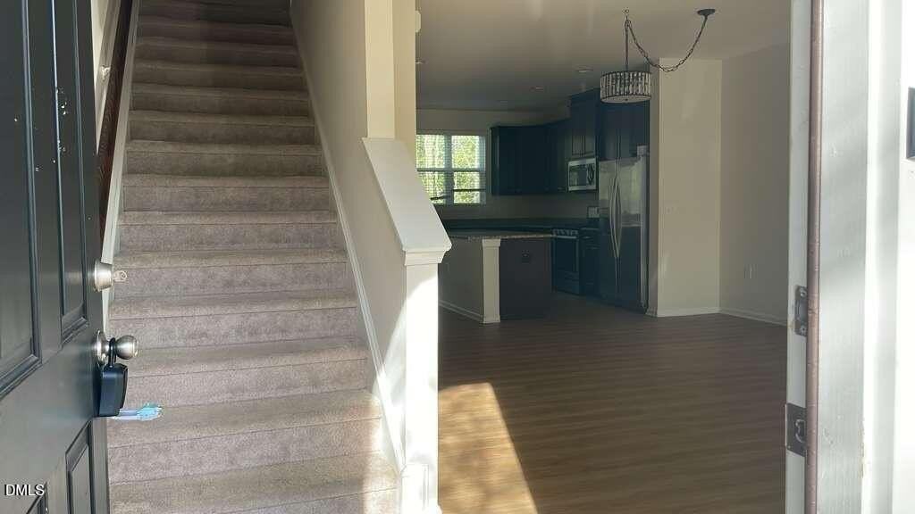6044 Kentworth Dr - Photo 4 of 29