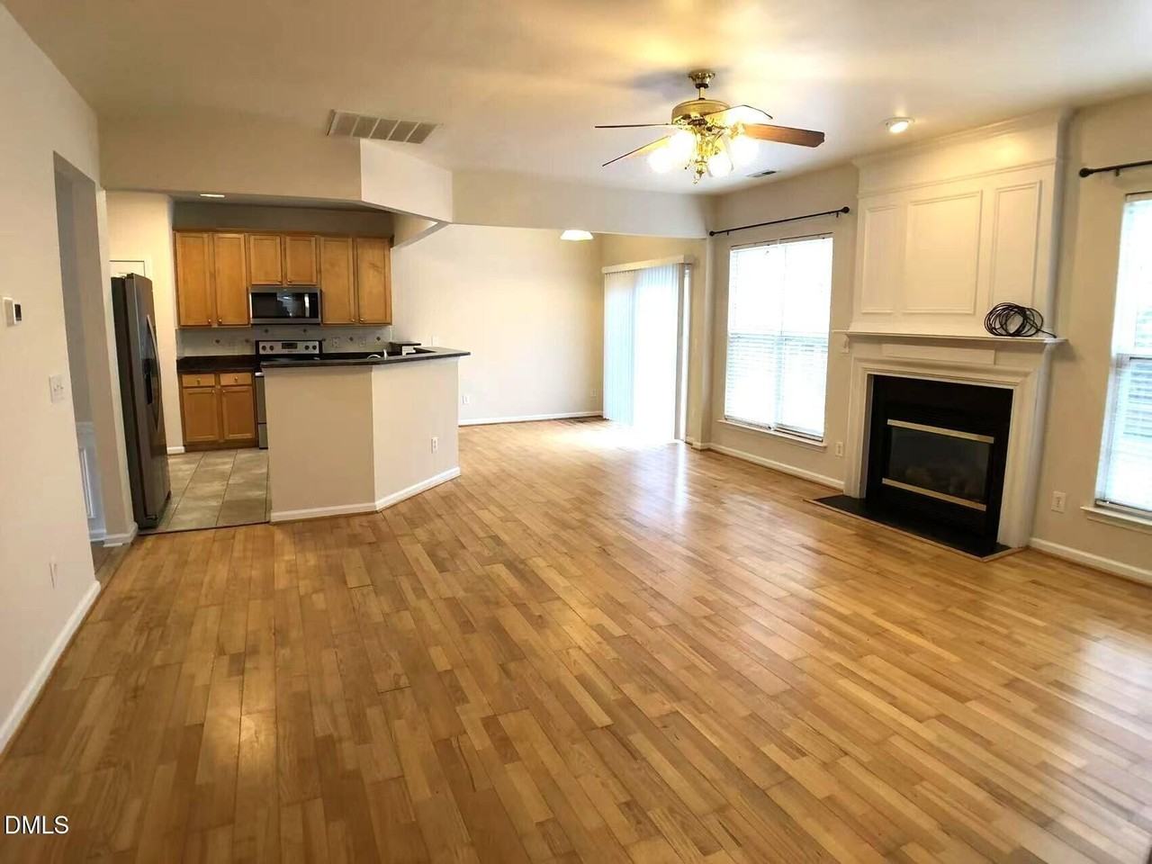 206 Millicent Way - Photo 3 of 32