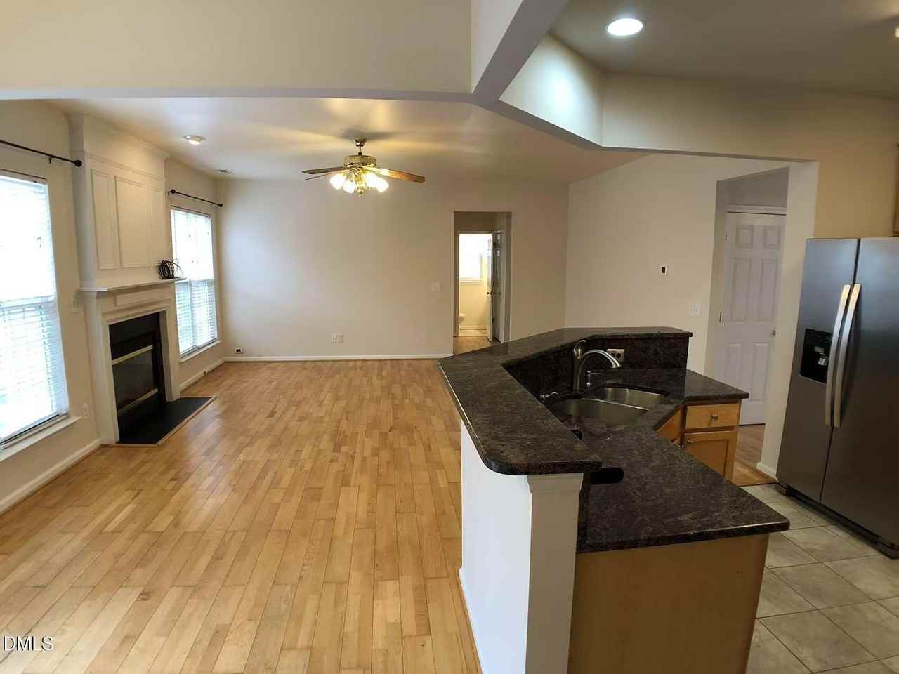 206 Millicent Way - Photo 6 of 32