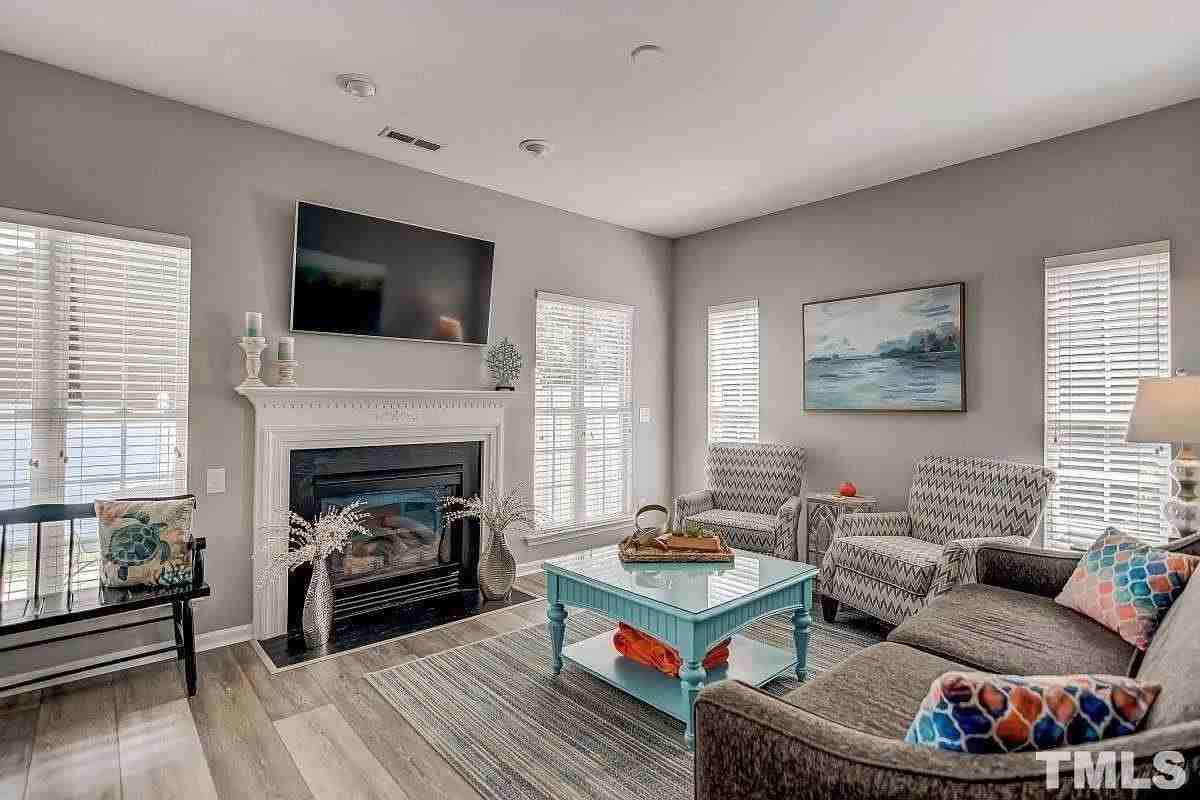 3311 Archdale Dr - Photo 5 of 18