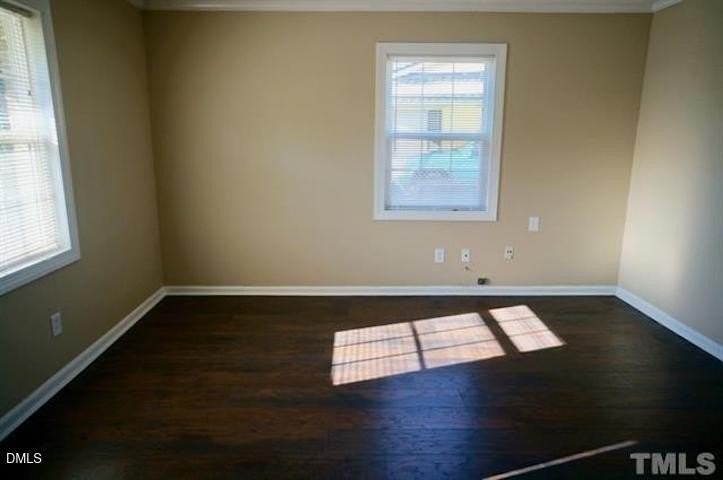 529 Grantland Dr - Photo 3 of 15