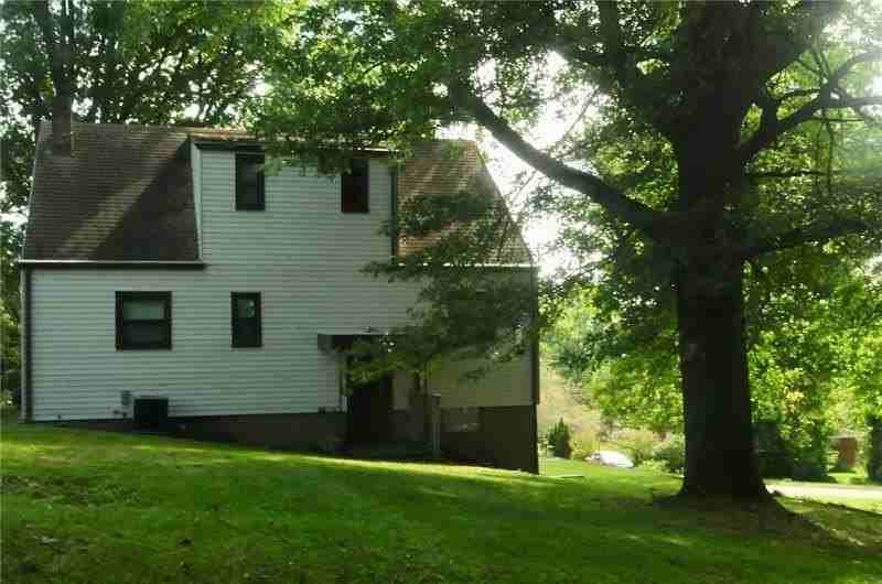 249 Cirbus Ln - Photo 2 of 8