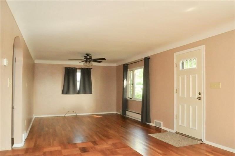 249 Cirbus Ln - Photo 4 of 8