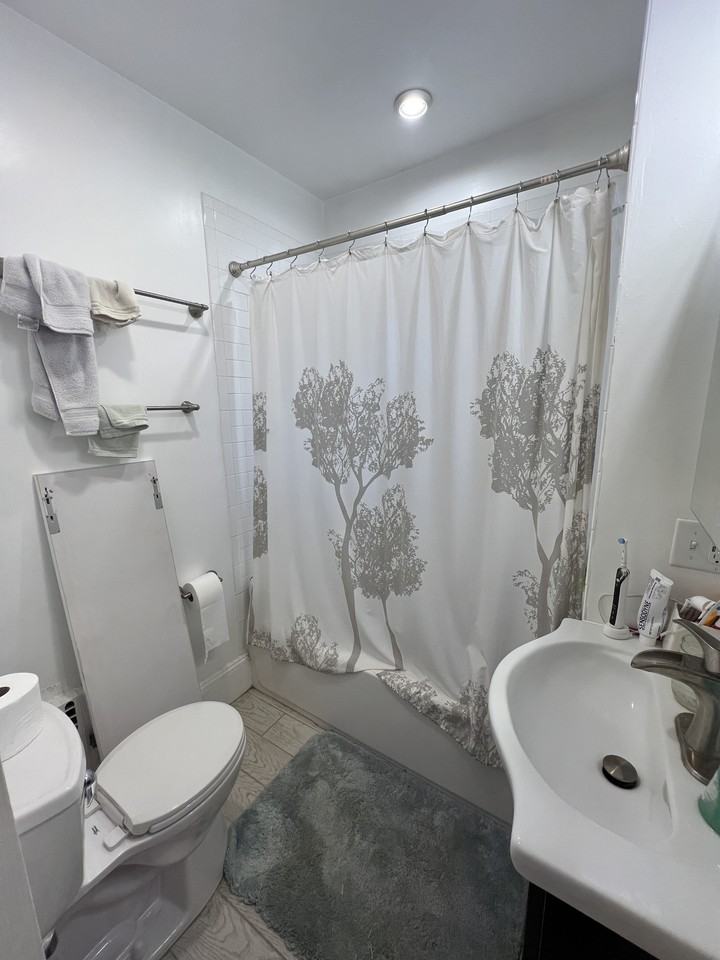 42 Gorham St #3 - Photo 7 of 40
