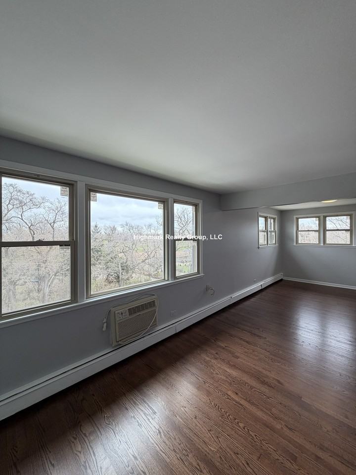 8644 Skokie Blvd #405A - Photo 5 of 17