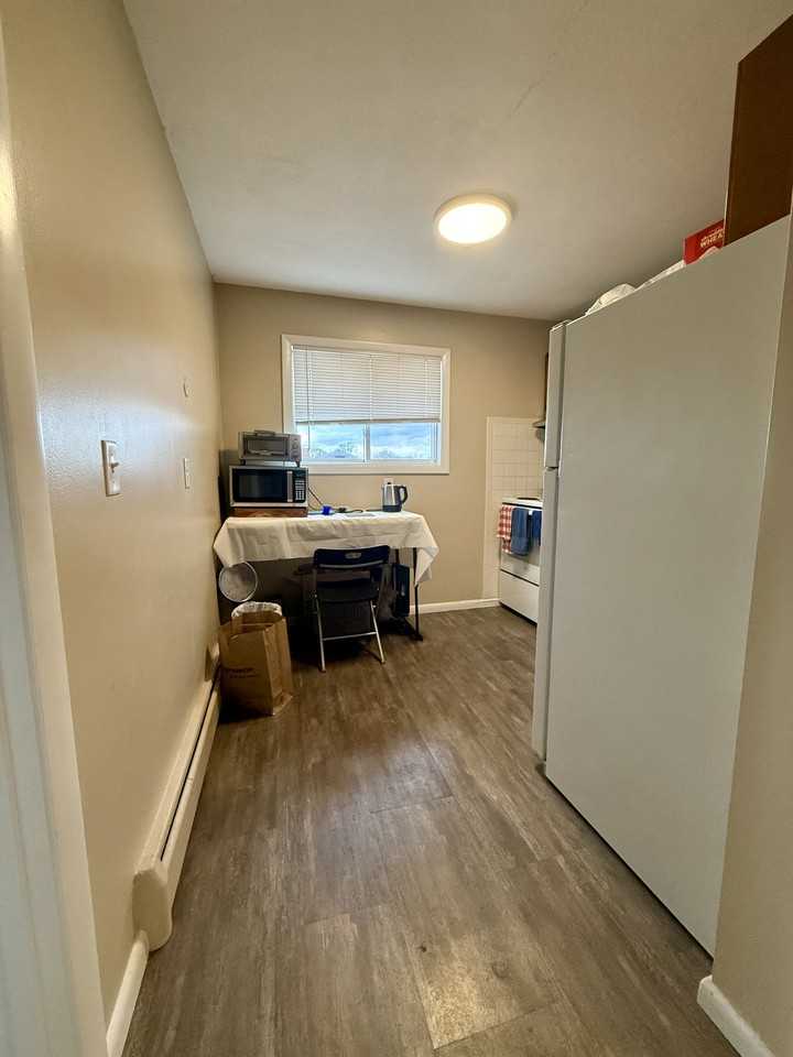 69 Newton St #6 - Photo 7 of 11