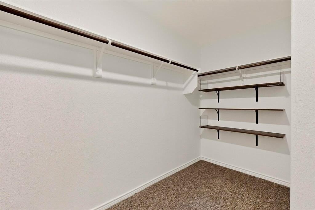 308 Duke Ct - Photo 7 of 12