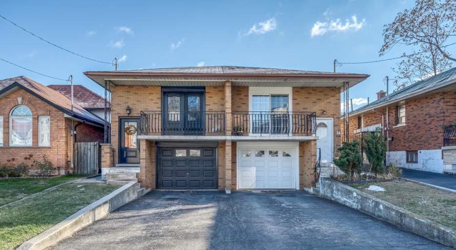 40 Tisdale St N - Photo 2 of 34