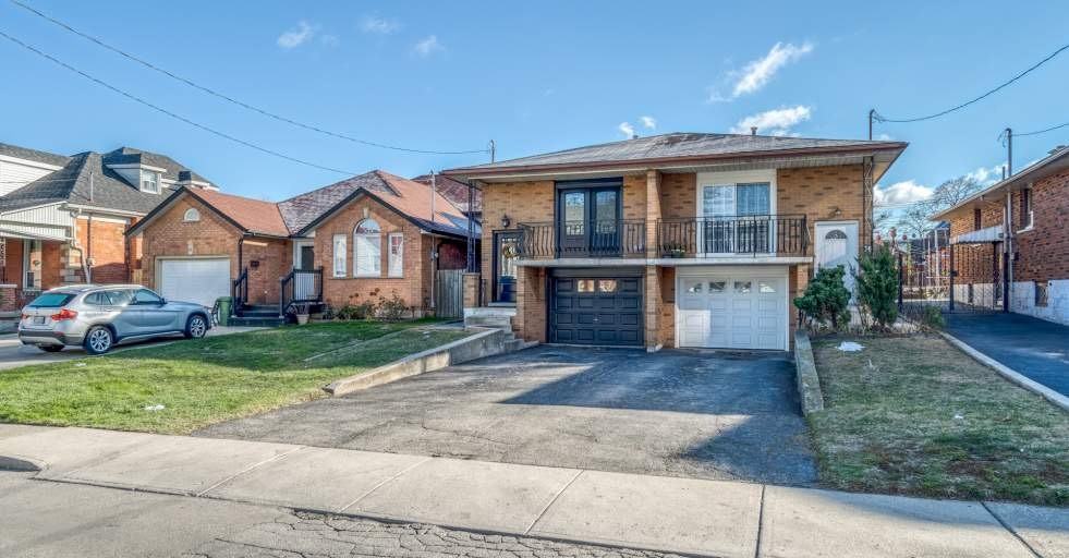 40 Tisdale St N - Photo 3 of 34