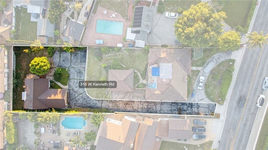 316 W Kenneth Rd - Photo 4 of 34