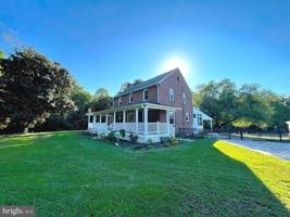 featured image of 4085 Hallowing Point Rd