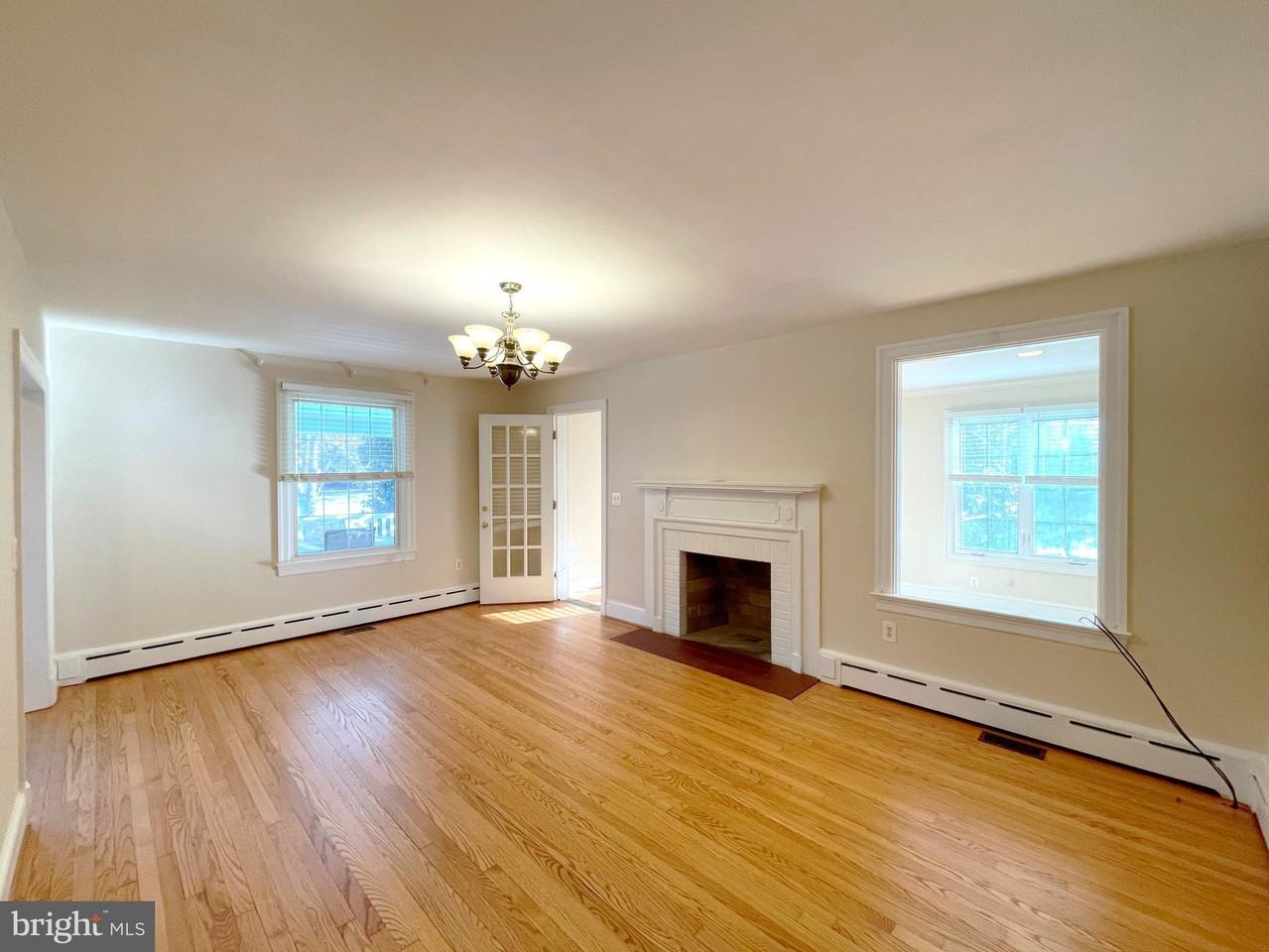 4085 Hallowing Point Rd - Photo 4 of 41