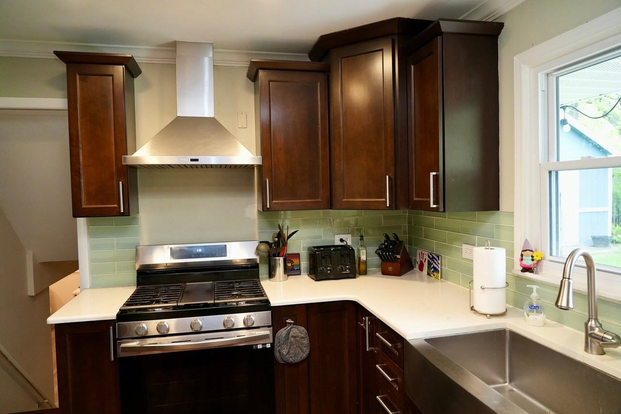 211 Sandalwood Dr - Photo 4 of 40