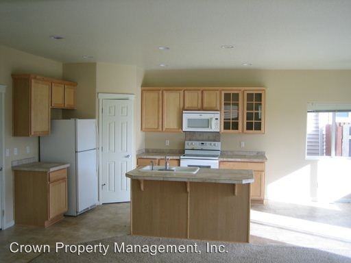 959 Morning Glory Dr - Photo 2 of 6