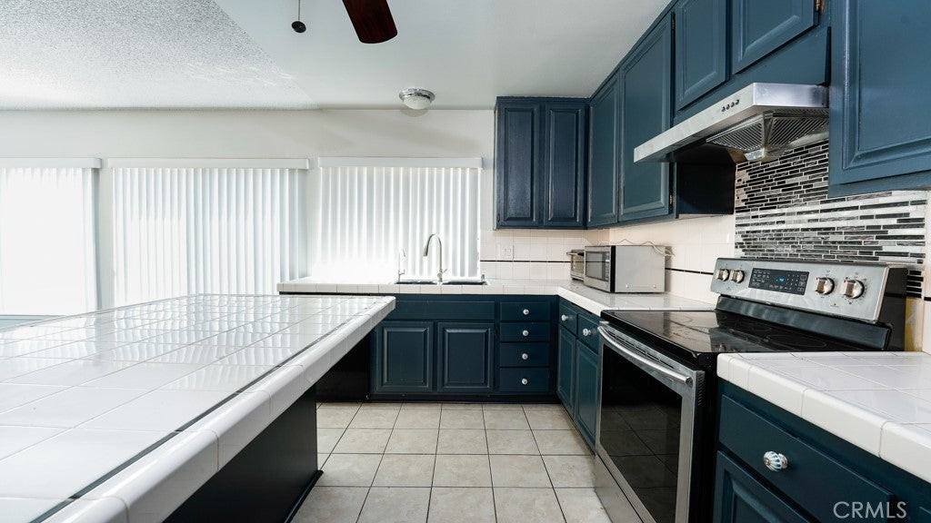 12361 Palm St - Photo 5 of 33