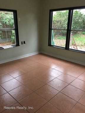 6972 Forest Glenn Ct - Photo 2 of 6