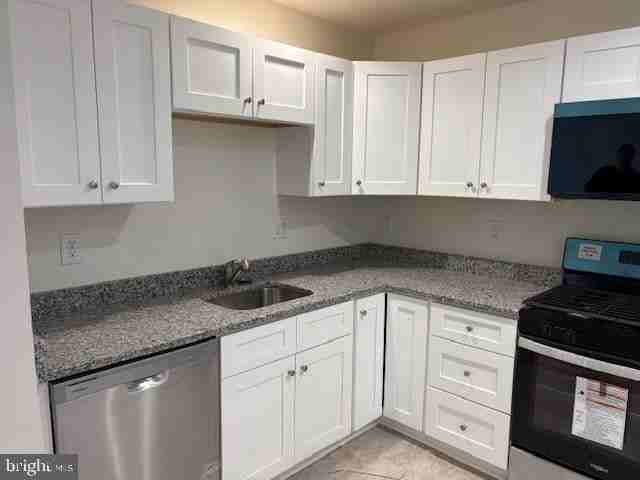 2403 Beacon Dr - Photo 6 of 21