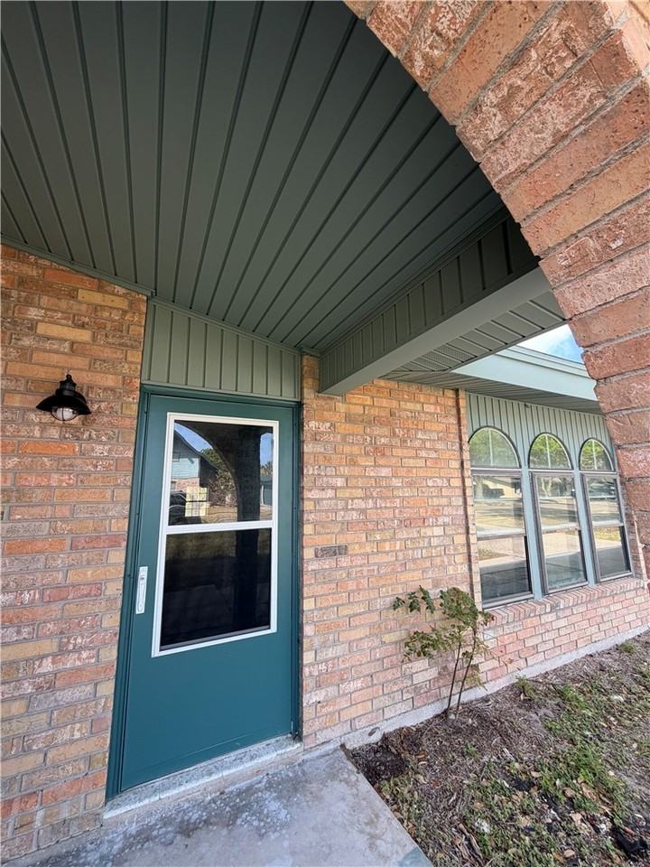 3226 Bimini Dr