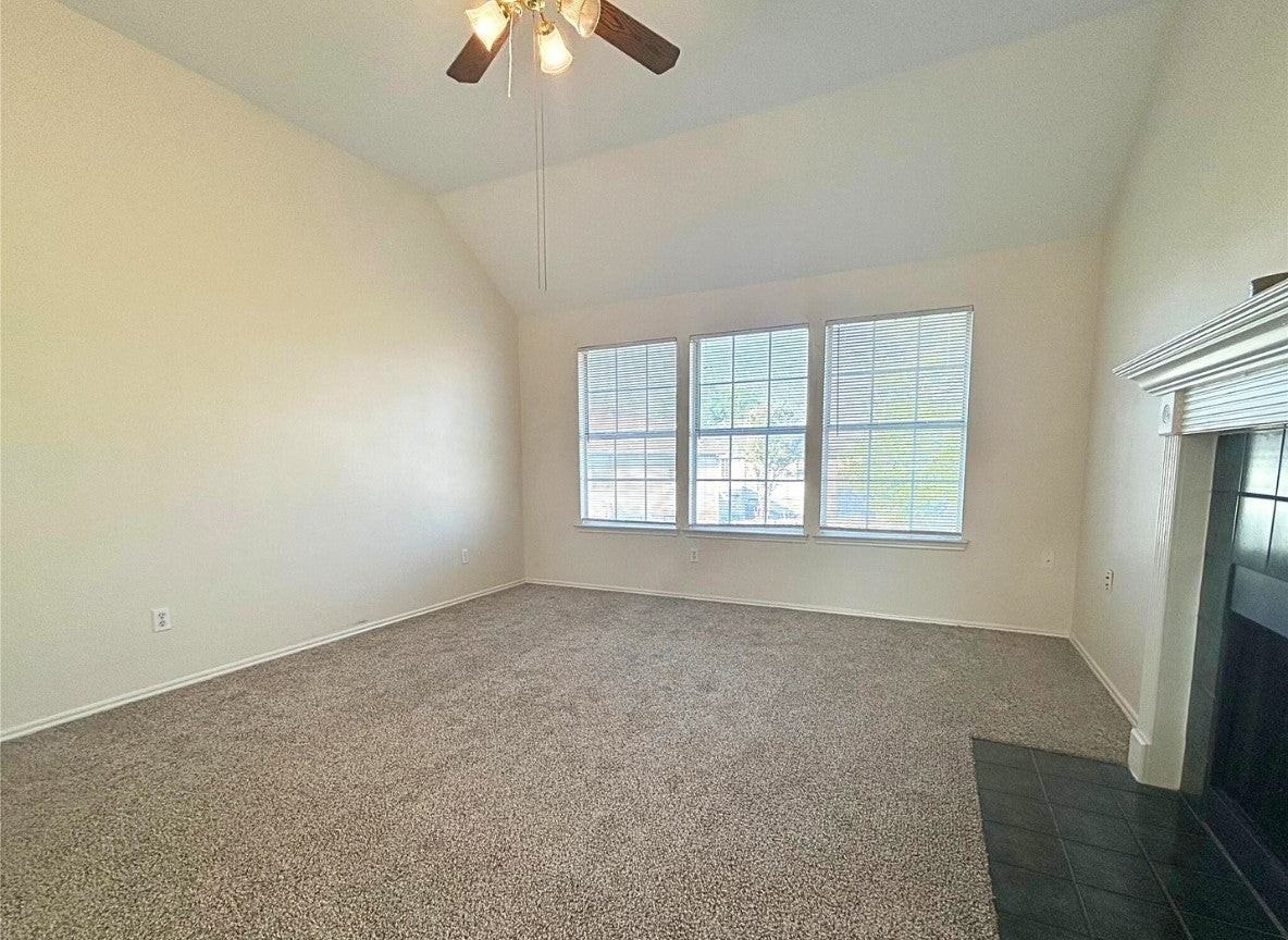 3412 Grenoble Ct - Photo 3 of 18